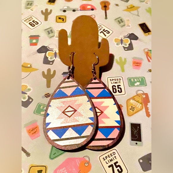 Geometric Aztec Dangle Earrings - Picture 2 of 3